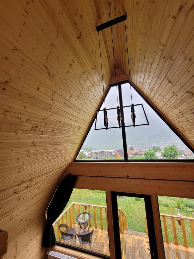 Pine Chalet Kazbegi Eksteriør billede